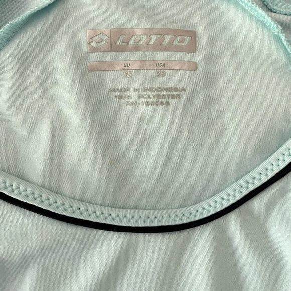 Lotto baby blue 3/4 sleeves top and skort set size XS - Picture 7 of 13